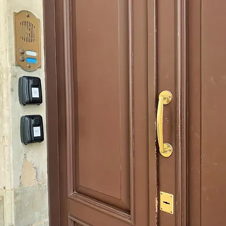 La Dimora Dei Mille Apartment